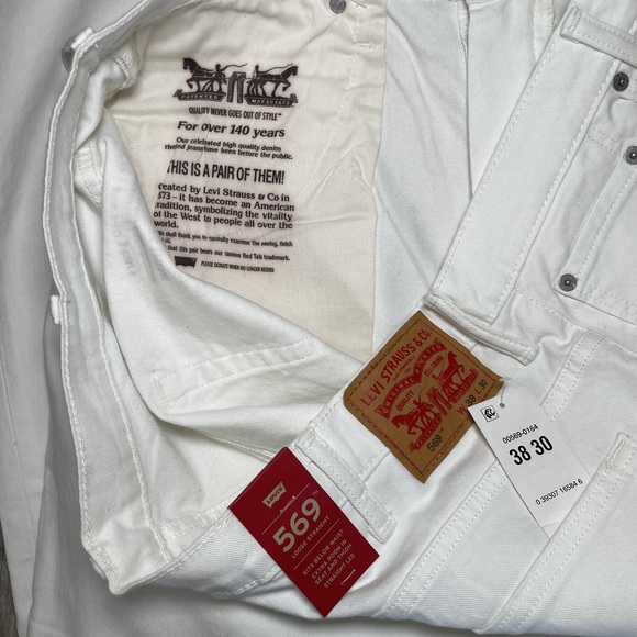 Levi Strauss & Co. 569 Loose Straight White Jeans 38x30 - Picture 8 of 10